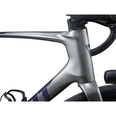 GIANT Defy Advanced 1 Charcoal/Milky Way GIANT Defy Advanced 1 Charcoal/Milky Way
