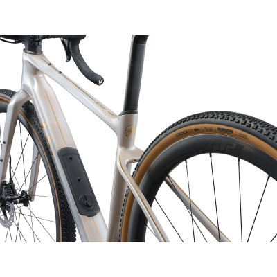 Liv Devote Advanced 0 Camel Silk 2026