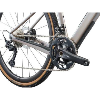 Liv Devote Advanced 0 Camel Silk 2026